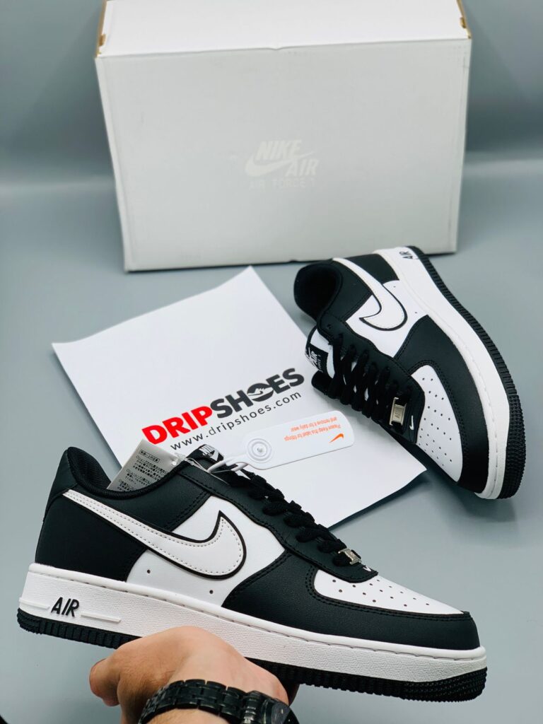 Nike Air Force 1 "Panda"